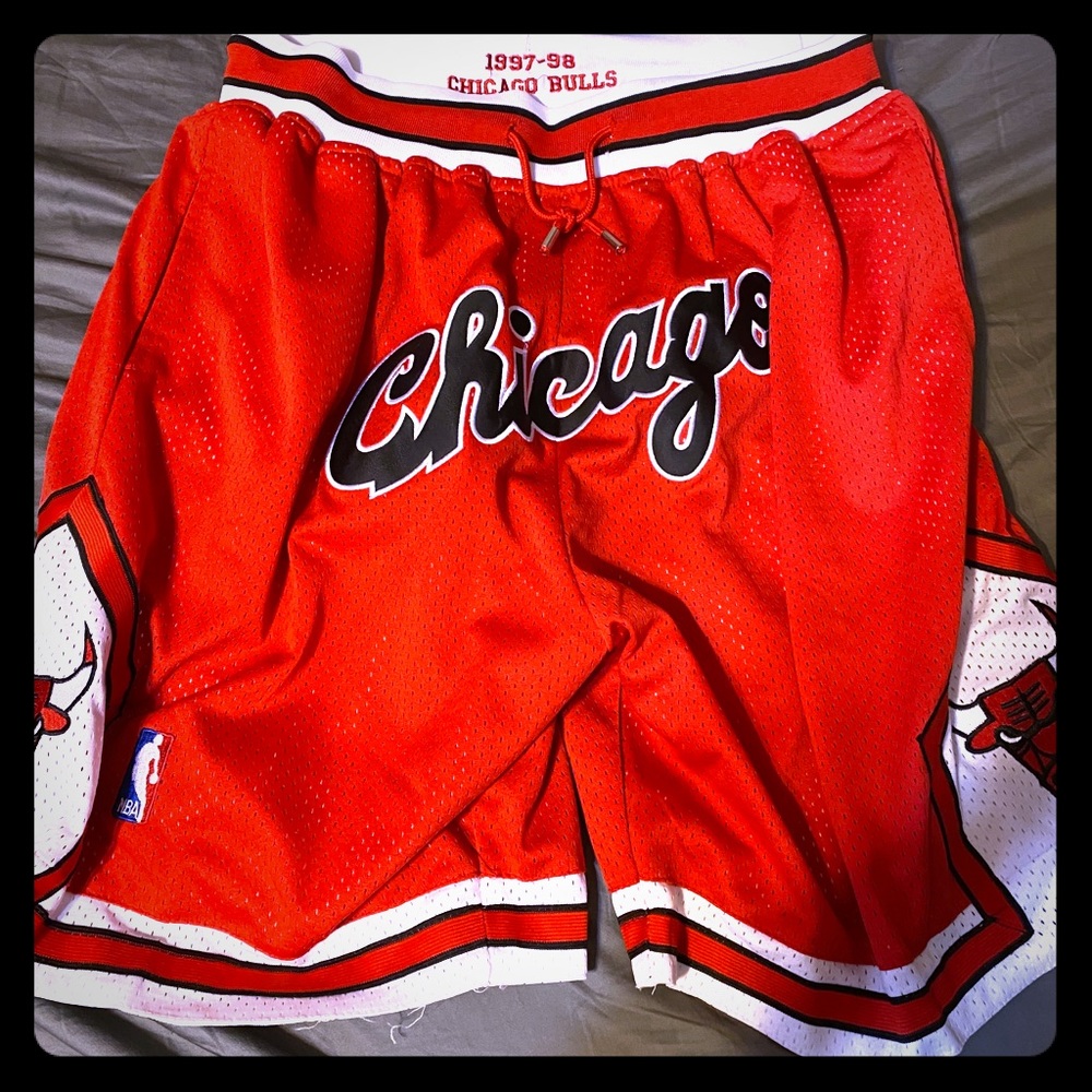 Chicago Bulls Shorts 1997-98